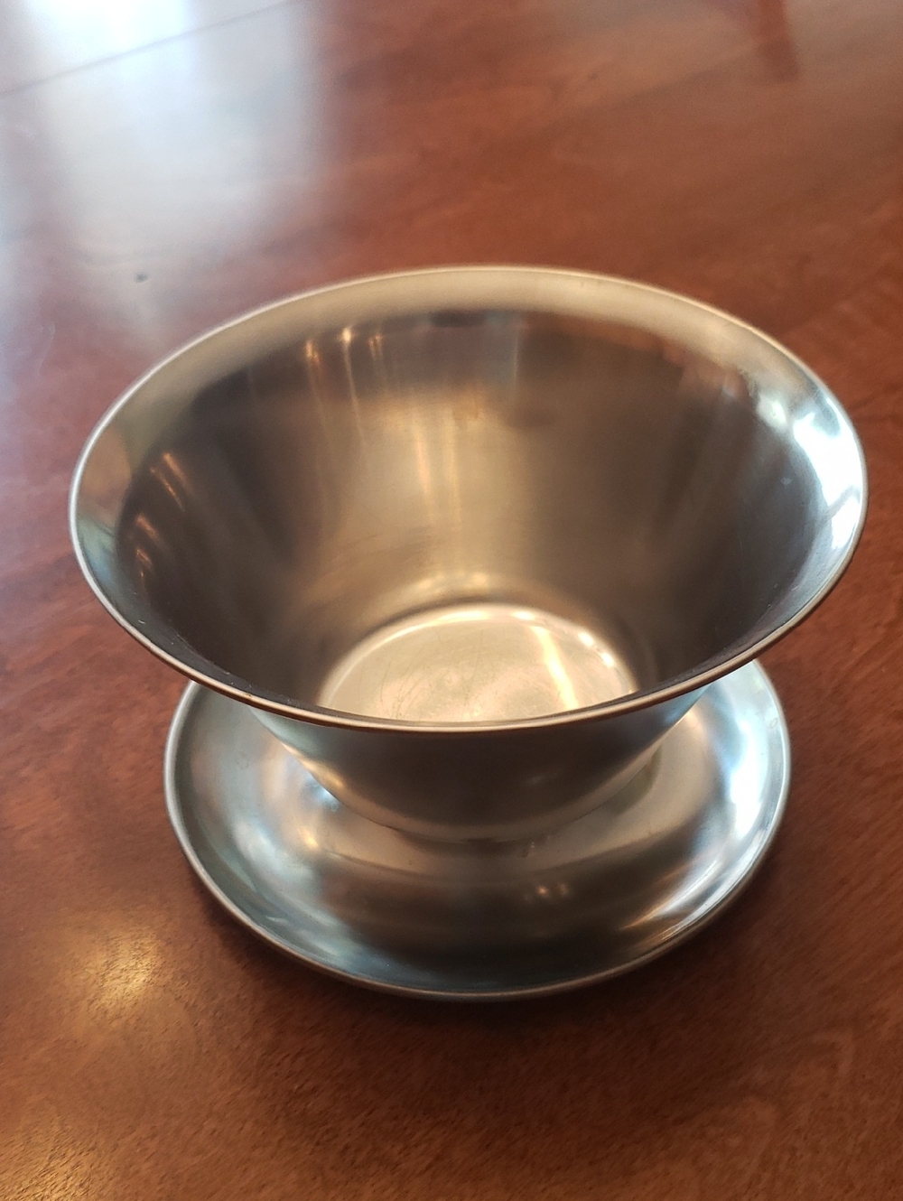 Vtg Leonard Stainless Steel Serving Bowl with Attached Base - Silver